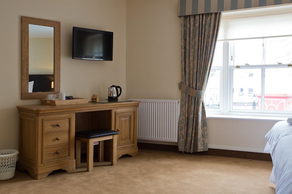 Cambrian Inn Tredegar الغرفة الصورة